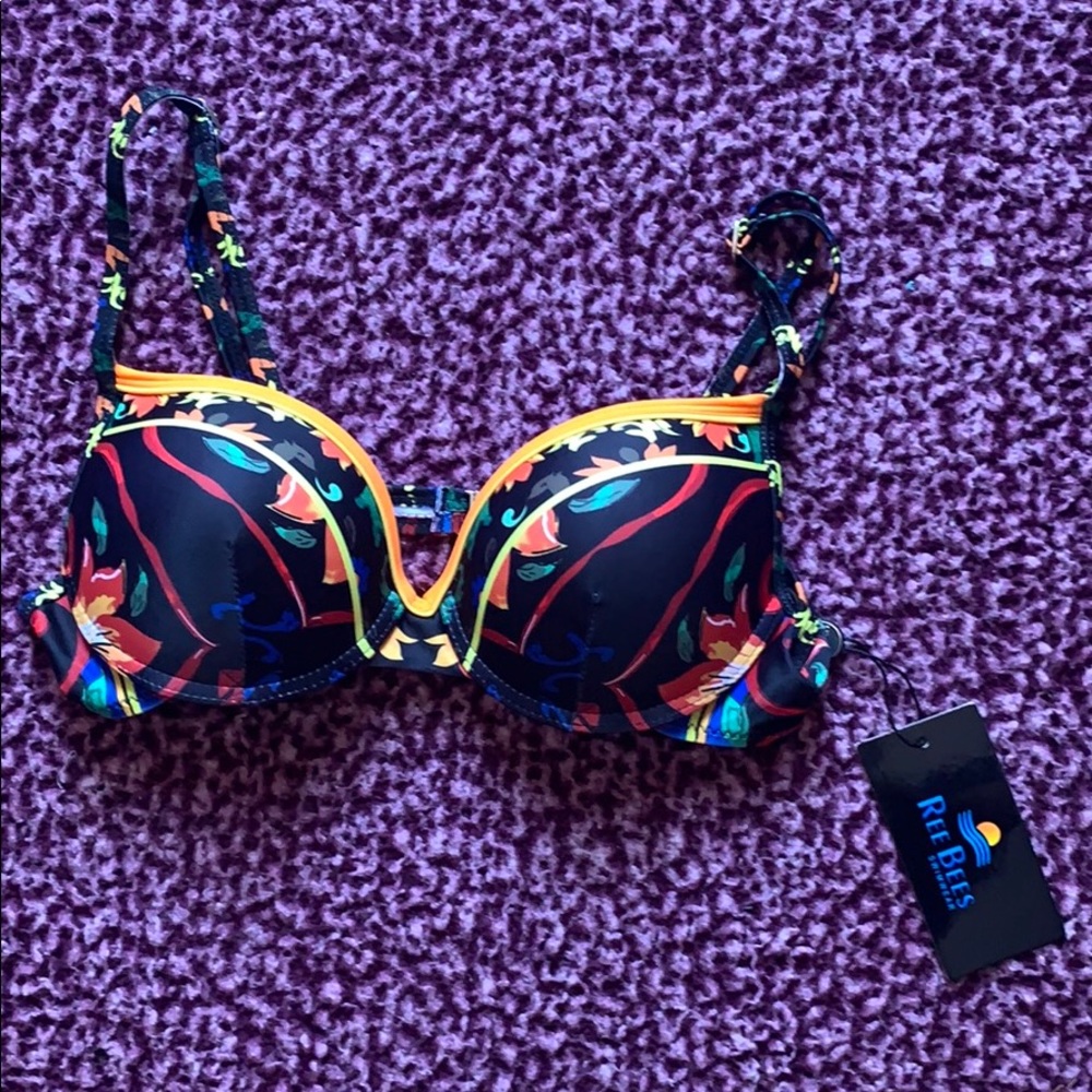 Bikini swim top